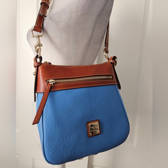 Dooney & Bourke Handbags - Dooney & Bourke NWT  Crossbody Bag